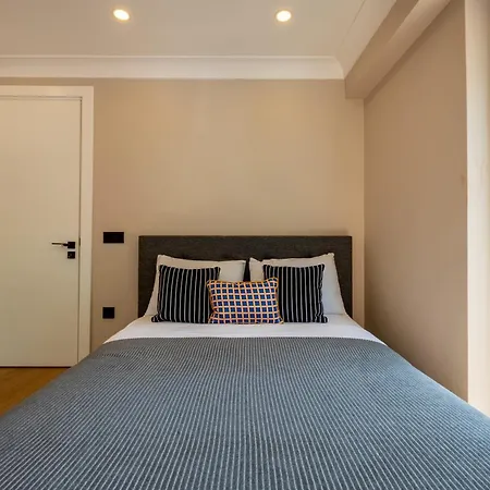 Apartment One-bedroom Family In Managed - Bosphorus View In Location 4*