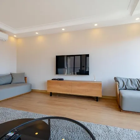 One-bedroom Family In Managed - Bosphorus View In Location Apartman