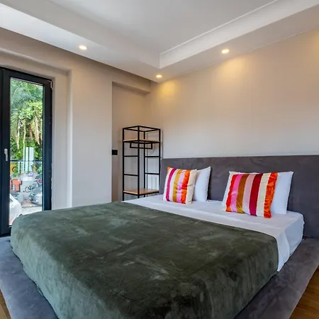 One-bedroom Family In Managed - Bosphorus View In Location Apartman